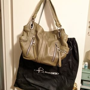 NWOT B. MAKOWSKY Olive Green Leather Purse